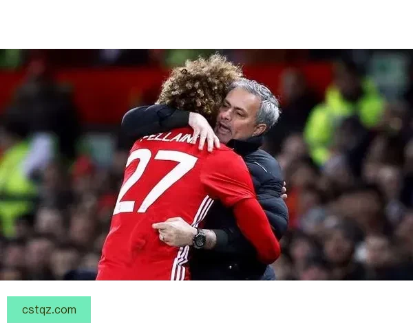 卡塞米罗离队之后曼联中场失控球队整体危机恐将全面放大升级加剧